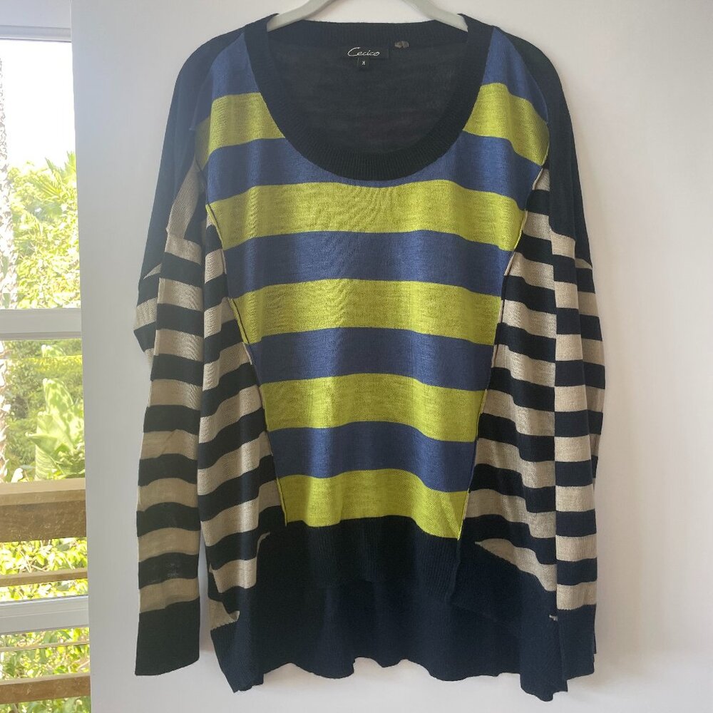 Cecico‎ Stripe Color Block Ligh-Weight Sweater with Scoop Neck, Size Medium
